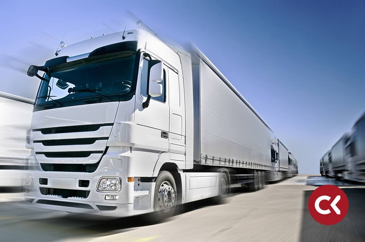 ¿Cuánto cuesta el transporte de mercancías por carretera? Precios 2026
